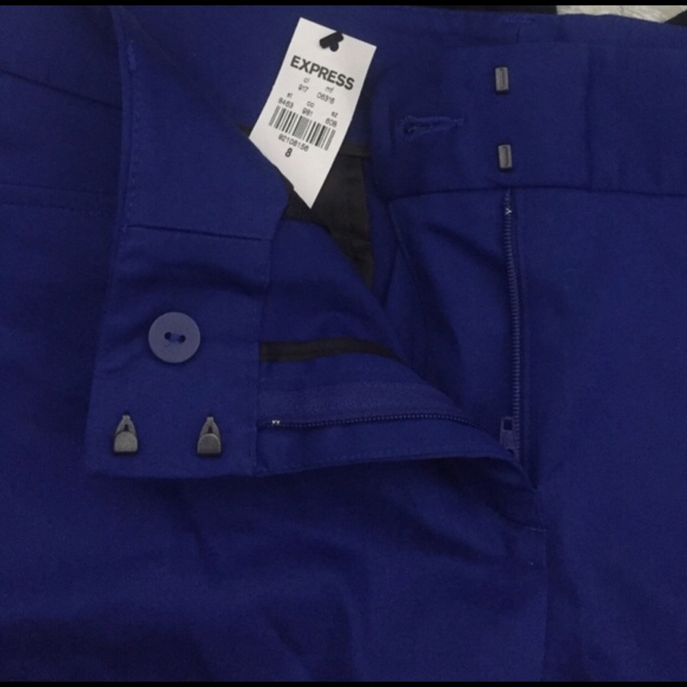 Express Shorts - Picture 5 of 5
